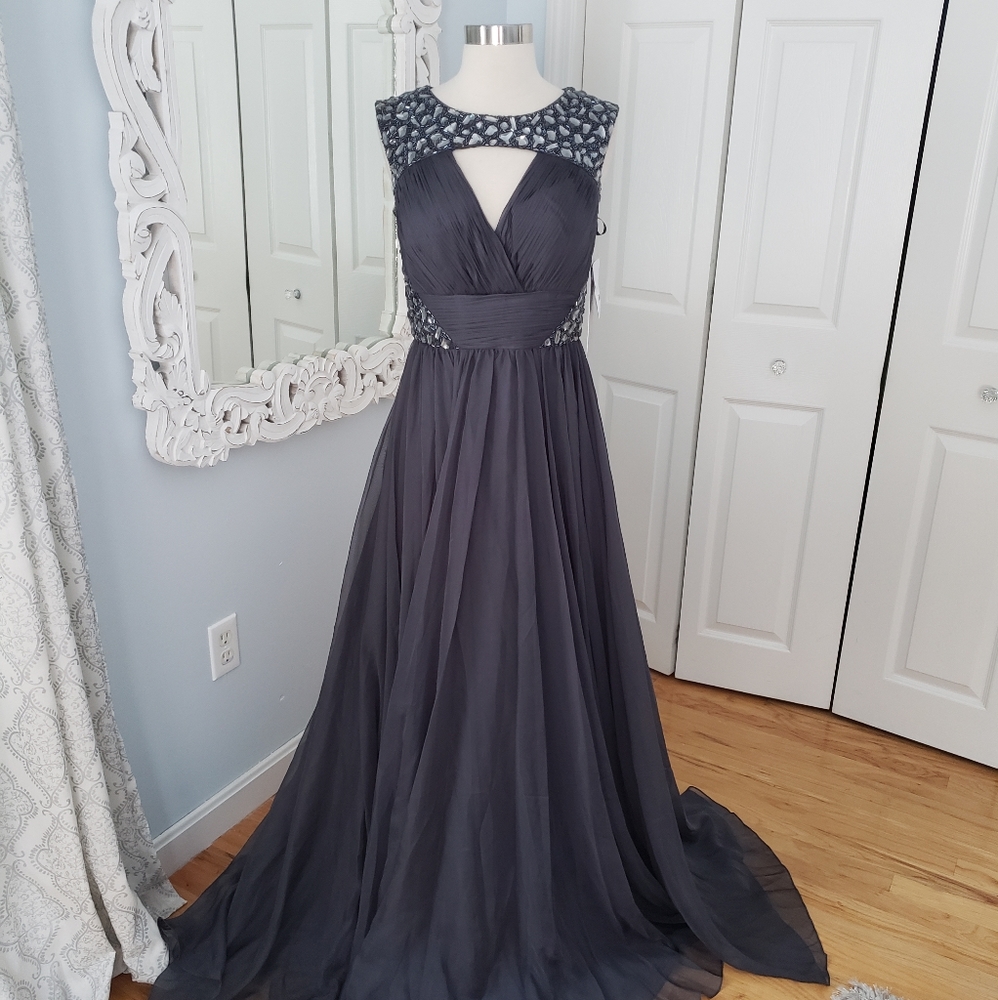 NWT Jovani Gray Prom/Pagent Dress Embellishments 6